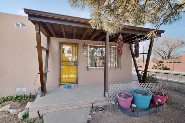 701 Alvarado Drive SE, Albuquerque, NM 87108