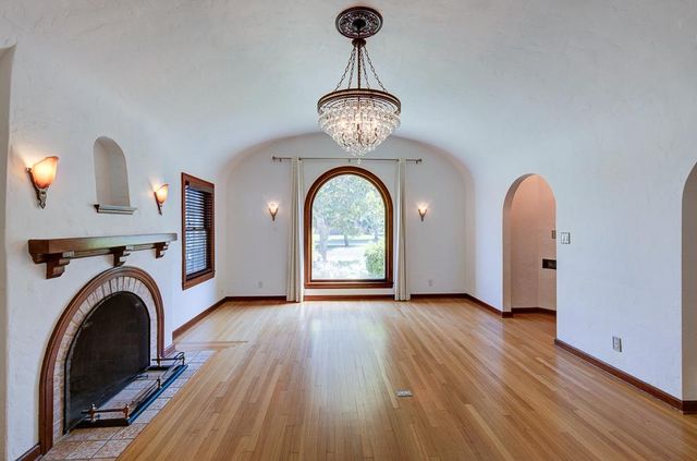 3003 N Van Ness Boulevard, Fresno, CA 93704