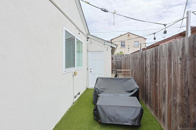3828 30 Udall St, San Diego, CA 92107