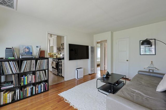 3828 30 Udall St, San Diego, CA 92107