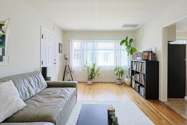 3828 30 Udall St, San Diego, CA 92107