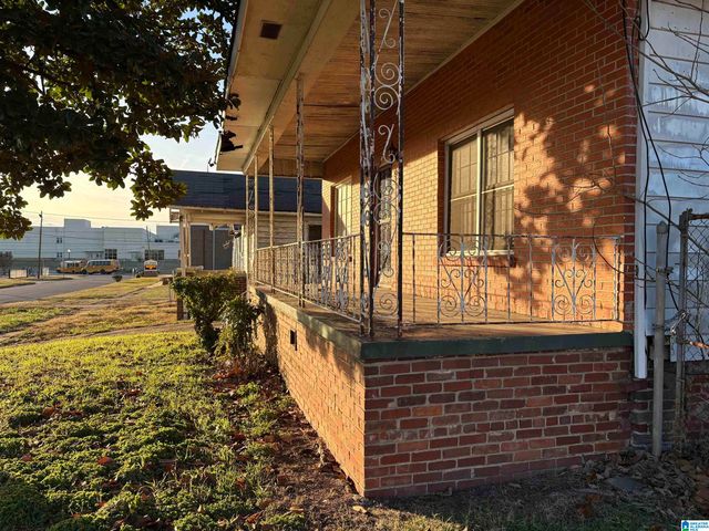 524 N 9TH AVENUE, Birmingham, AL 35204