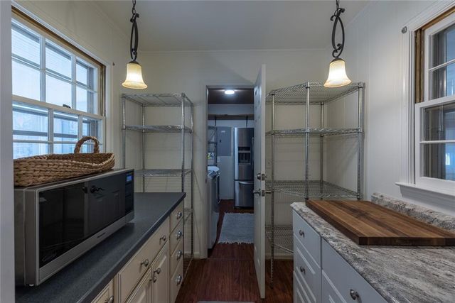 2220 Cumberland SE Drive, Smyrna, GA 30080