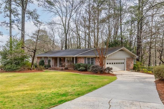 2220 Cumberland SE Drive, Smyrna, GA 30080