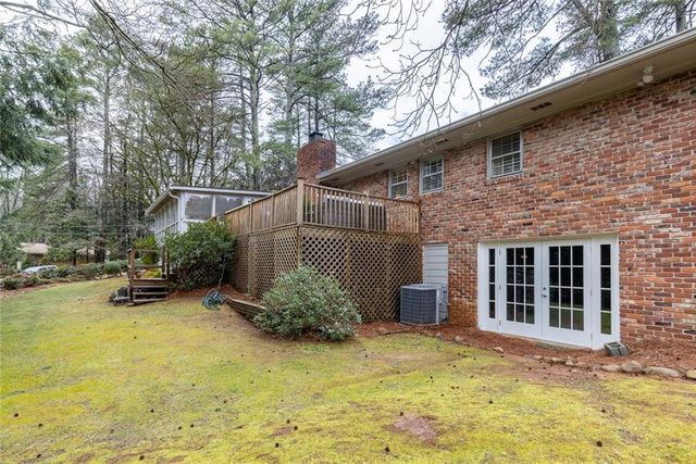 2220 Cumberland SE Drive, Smyrna, GA 30080