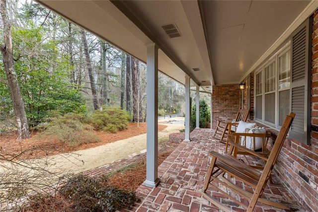 2220 Cumberland SE Drive, Smyrna, GA 30080