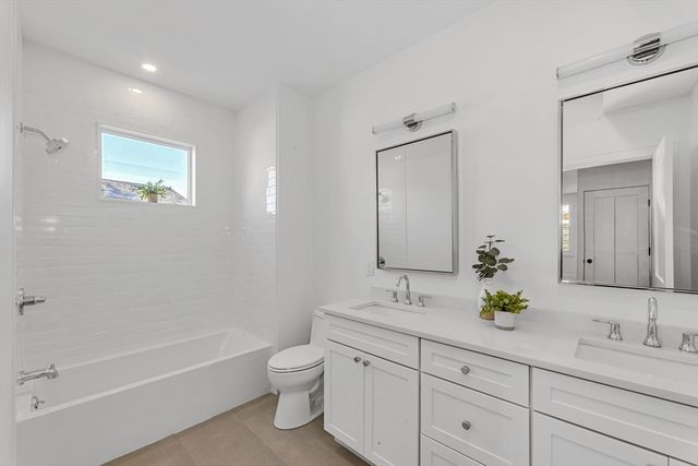 142A Birch Street A, Boston, MA 02131