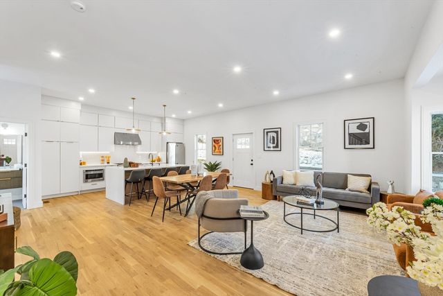 142A Birch Street A, Boston, MA 02131