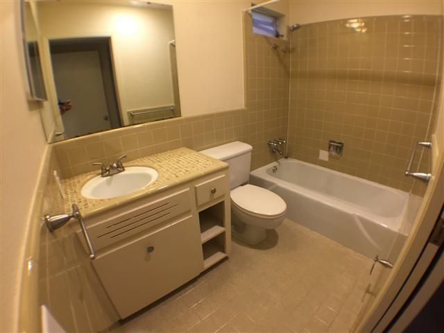 2800 Cole ST 104C, Austin, TX 78705