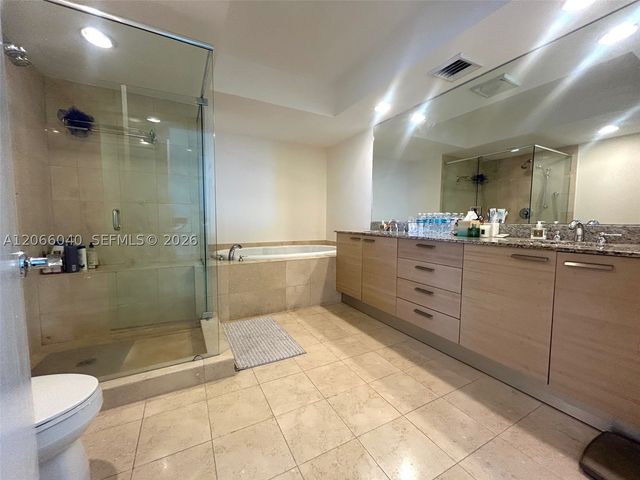 1800 S Ocean Dr 4005, Hallandale Beach, FL 33009