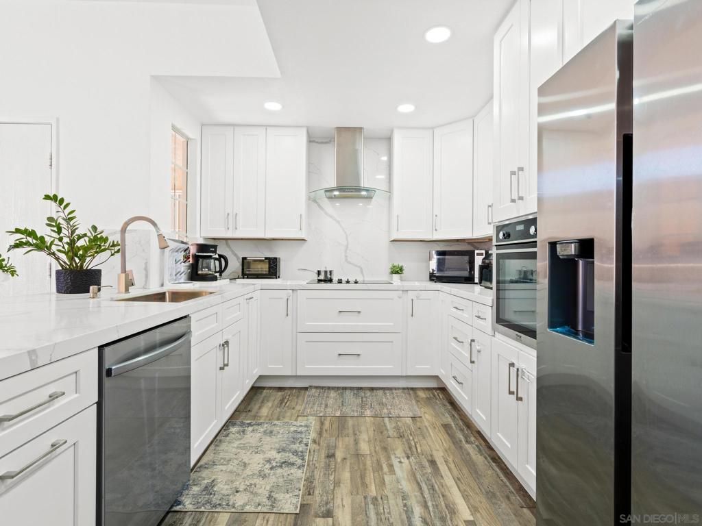 Image 1 of property listing at 17161 Alva Rd 1424, San Diego, CA 92127