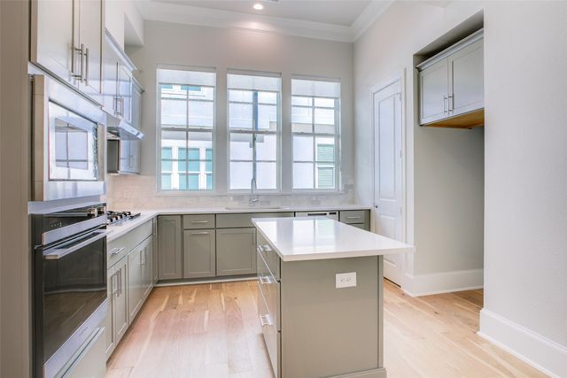 4639 New Water Lane, Dallas, TX 75219