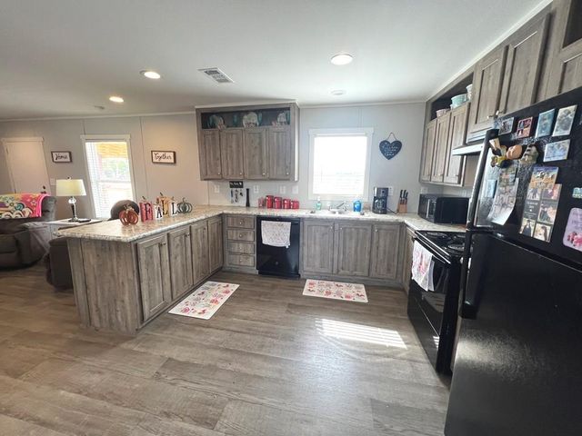 140 Teague Rd, Kerrville, TX 78028