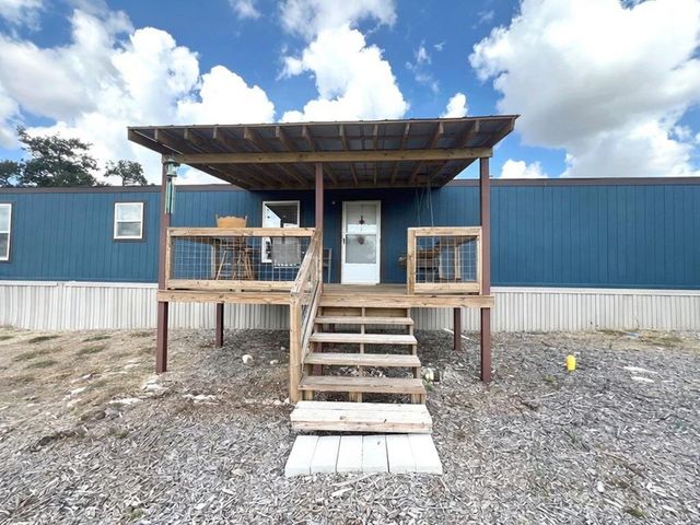 140 Teague Rd, Kerrville, TX 78028