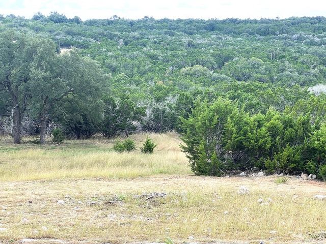 140 Teague Rd, Kerrville, TX 78028