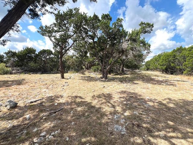 140 Teague Rd, Kerrville, TX 78028