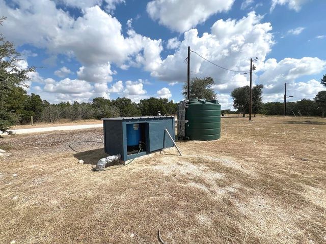 140 Teague Rd, Kerrville, TX 78028