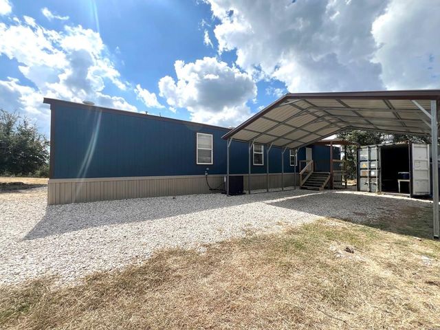 140 Teague Rd, Kerrville, TX 78028