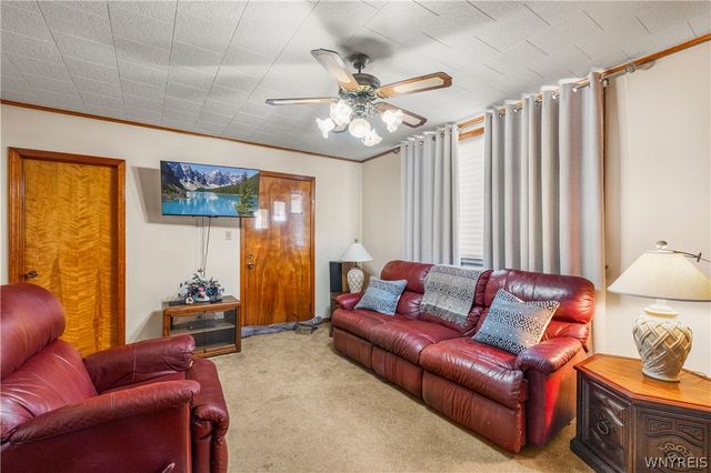 186 Center Street, Lackawanna, NY 14218