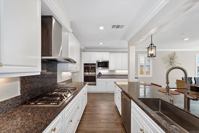 45721 Middle Gate Court, Temecula, CA 92592