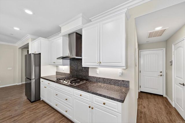 45721 Middle Gate Court, Temecula, CA 92592