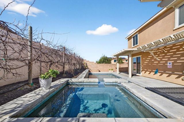 45721 Middle Gate Court, Temecula, CA 92592