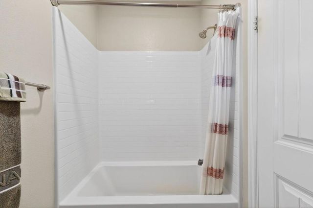 45721 Middle Gate Court, Temecula, CA 92592