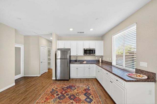 45721 Middle Gate Court, Temecula, CA 92592