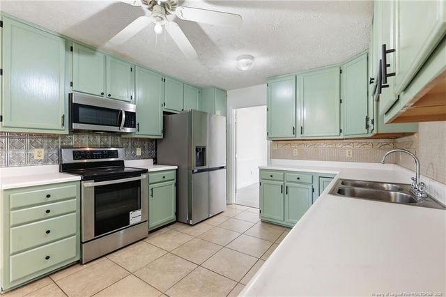 1967 Oakview Drive, Fayetteville, NC 28314