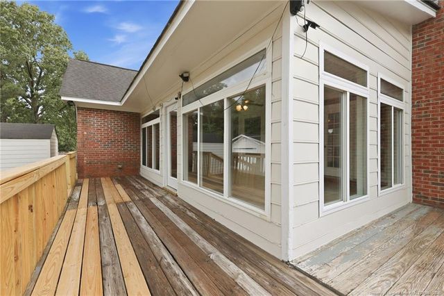 1967 Oakview Drive, Fayetteville, NC 28314