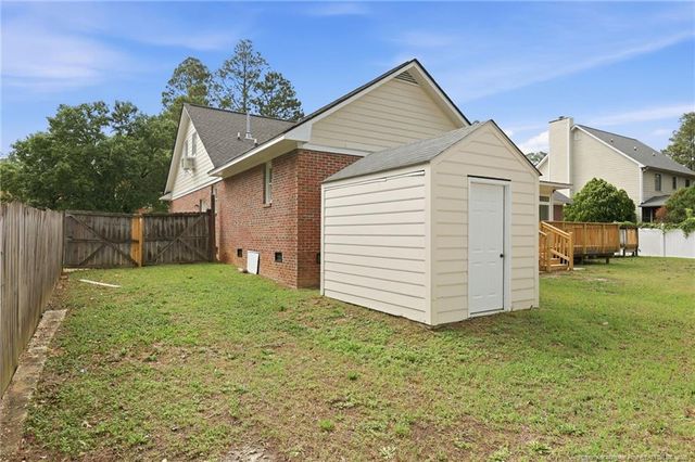 1967 Oakview Drive, Fayetteville, NC 28314