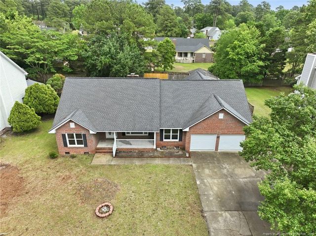1967 Oakview Drive, Fayetteville, NC 28314