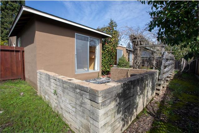 1731 Francis Court, Belmont, CA 94002