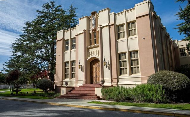 1731 Francis Court, Belmont, CA 94002