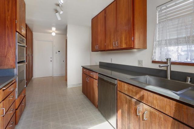 1731 Francis Court, Belmont, CA 94002