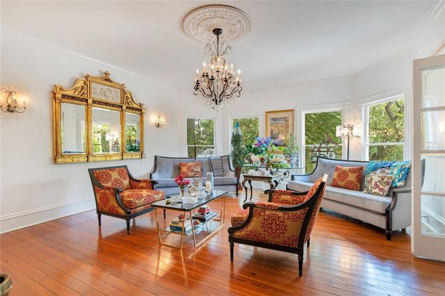 614 LAKE AVENUE, Orlando, FL 32801