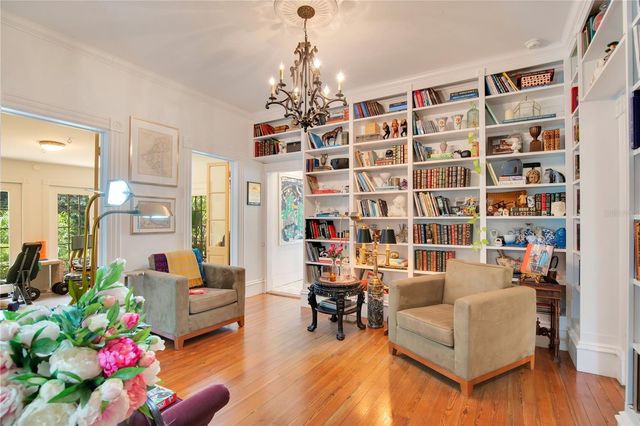 614 LAKE AVENUE, Orlando, FL 32801