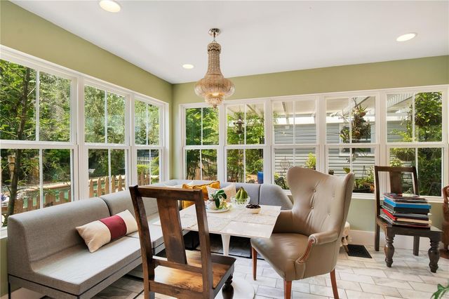 614 LAKE AVENUE, Orlando, FL 32801