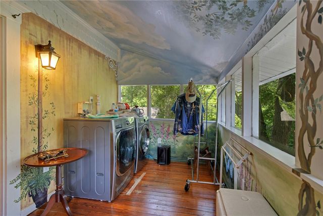 614 LAKE AVENUE, Orlando, FL 32801