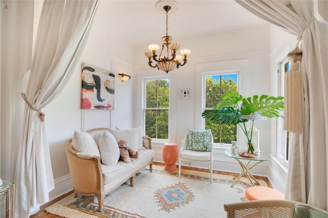 614 LAKE AVENUE, Orlando, FL 32801