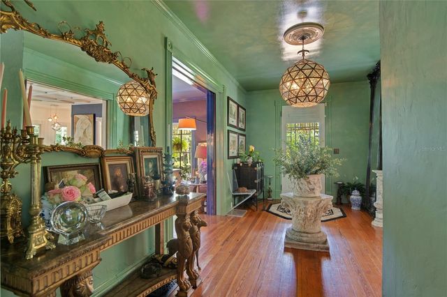 614 LAKE AVENUE, Orlando, FL 32801