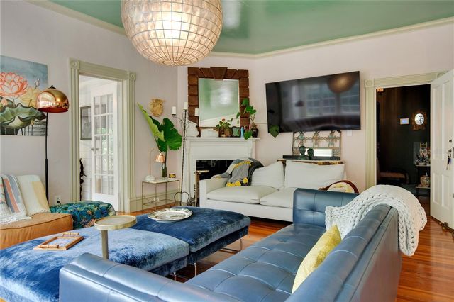 614 LAKE AVENUE, Orlando, FL 32801