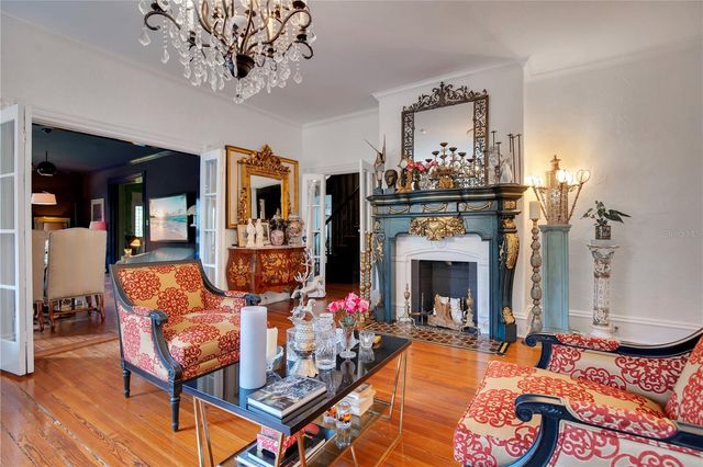 614 LAKE AVENUE, Orlando, FL 32801