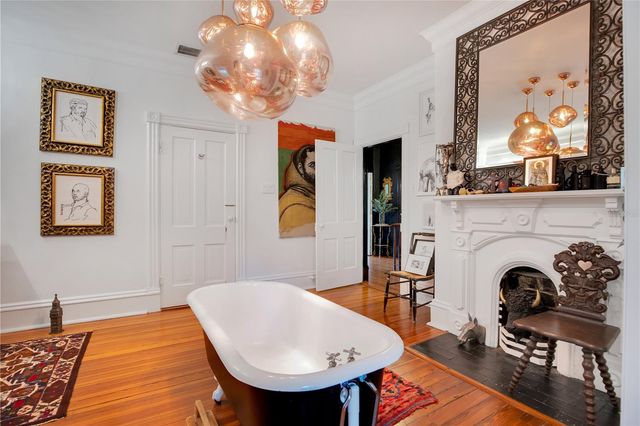 614 LAKE AVENUE, Orlando, FL 32801