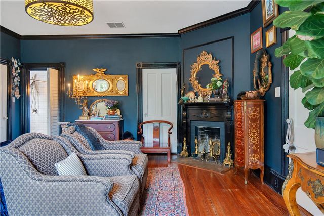 614 LAKE AVENUE, Orlando, FL 32801