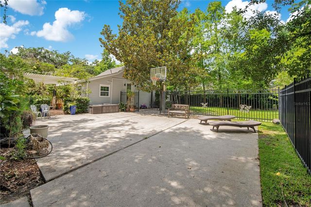 614 LAKE AVENUE, Orlando, FL 32801