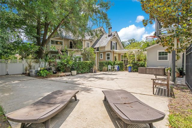 614 LAKE AVENUE, Orlando, FL 32801