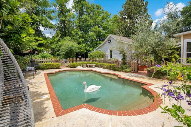 614 LAKE AVENUE, Orlando, FL 32801