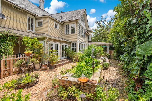 614 LAKE AVENUE, Orlando, FL 32801