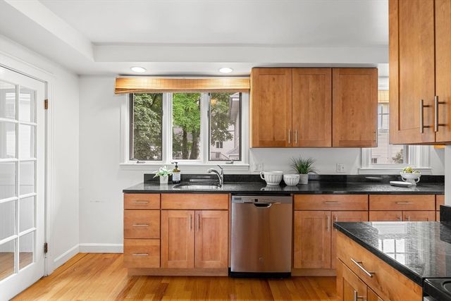 66-68 Mount Vernon St, Arlington, MA 02476